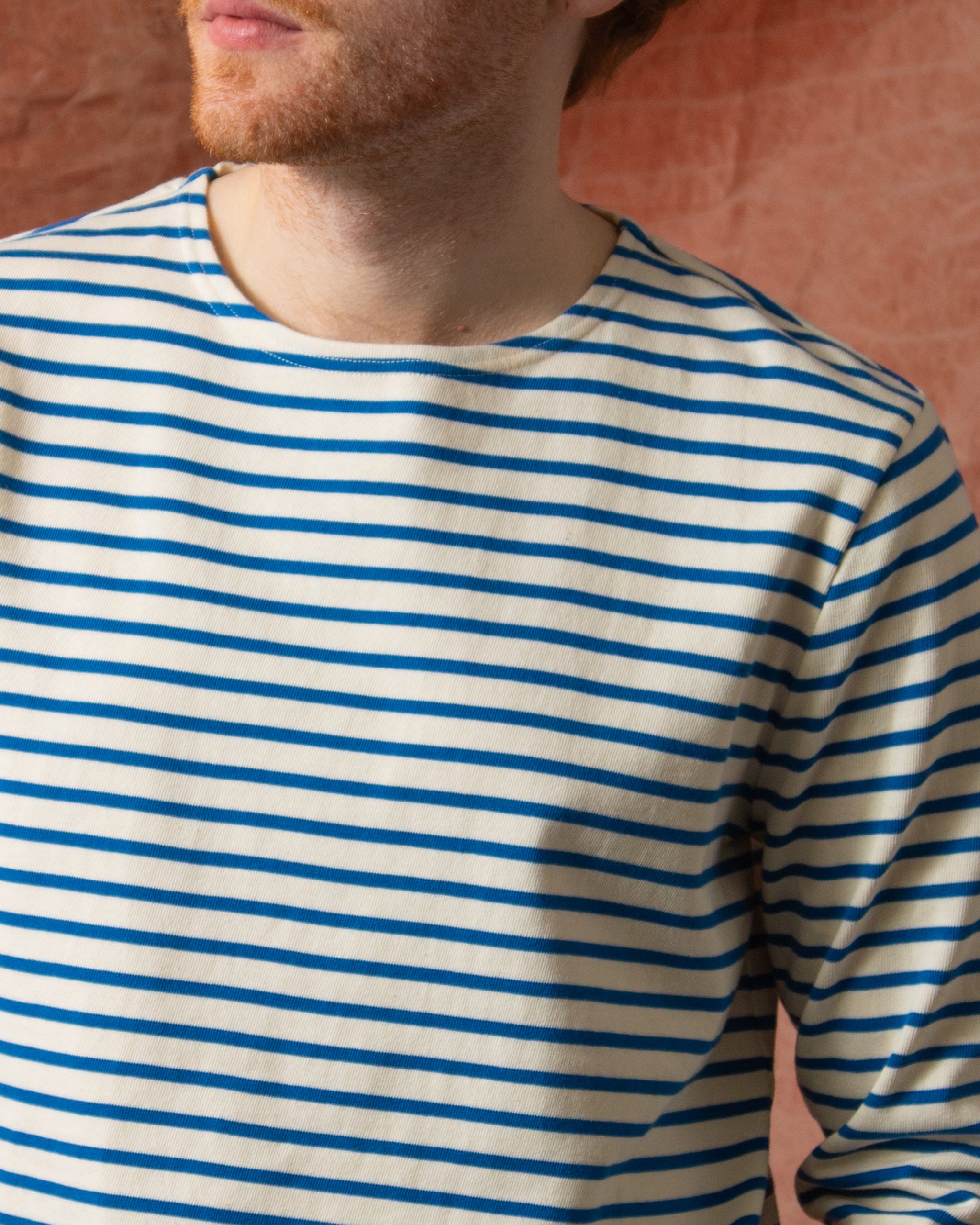 Men's Breton Stripe Boatneck Tee in Off White/Atlantic Blue