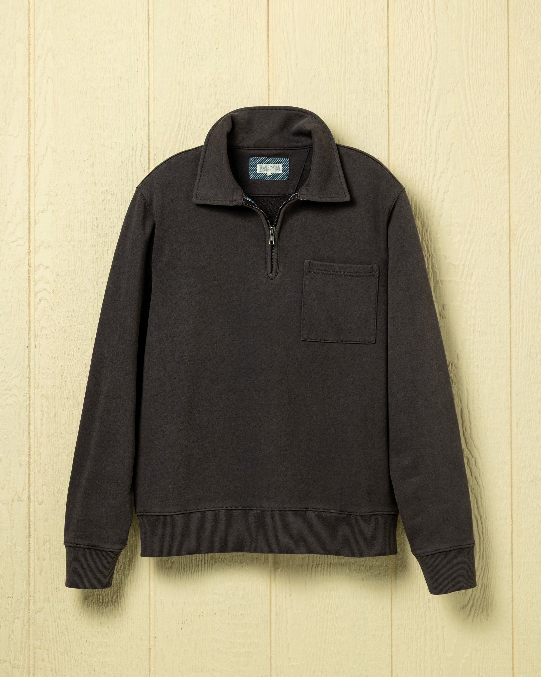 Salt Washed Chilmark 1/4 Zip Pullover in Graphite – Quaker Marine