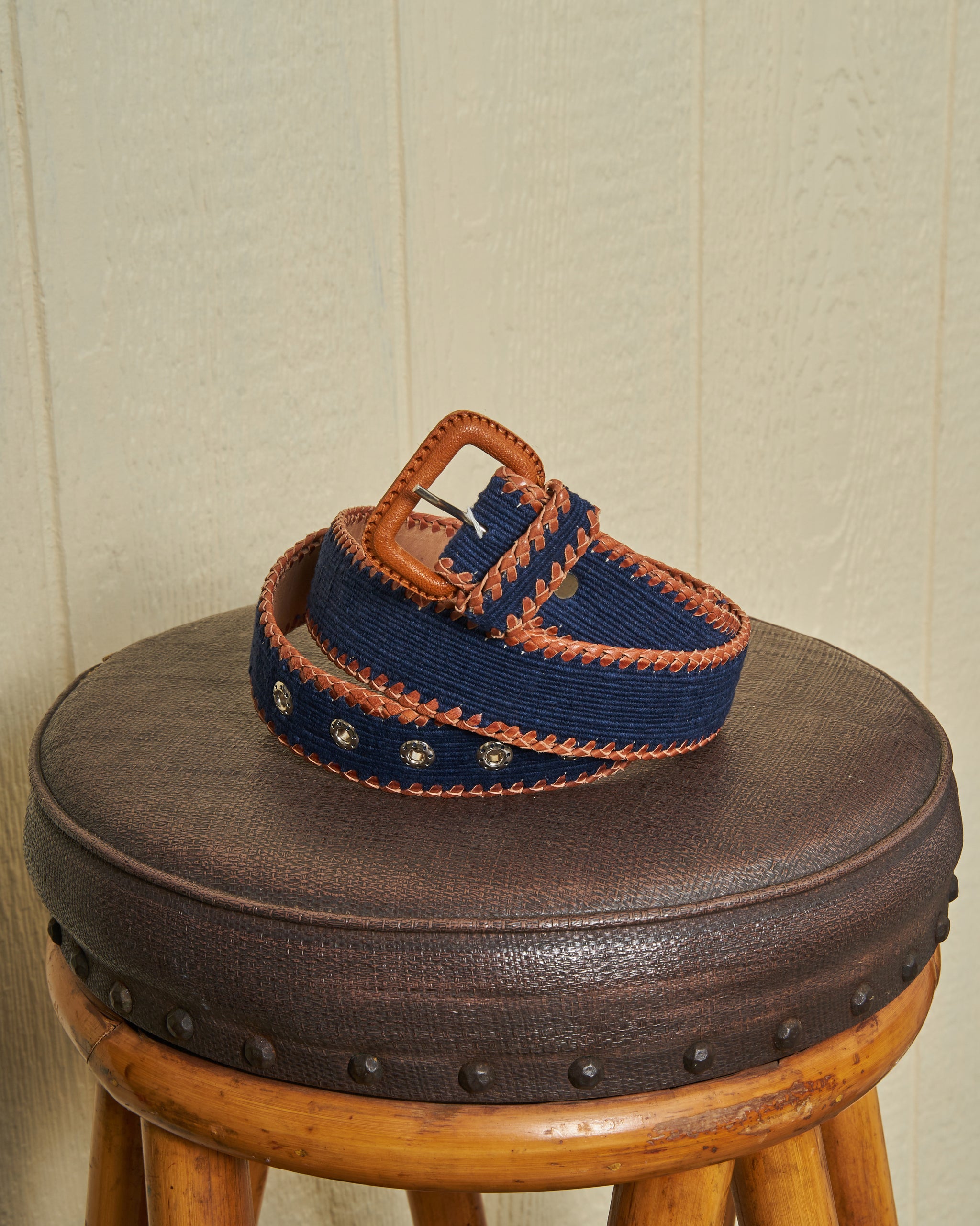 Guatemalan Whip Stitched Belt in Solid Navy – Quaker Marine  display picture 1