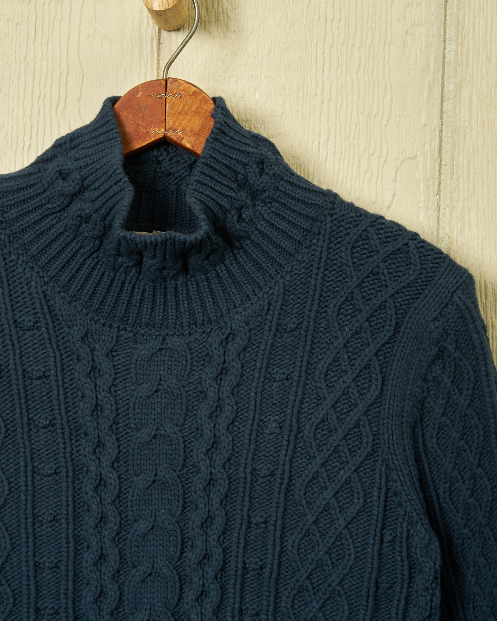 O'Connell's Chunky Geelong Submariner Turtleneck Sweater - Navy | Men's And Women's Clothing